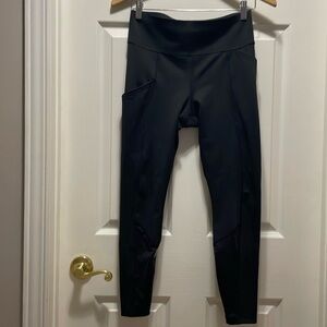Knix Leakproof active wear legging